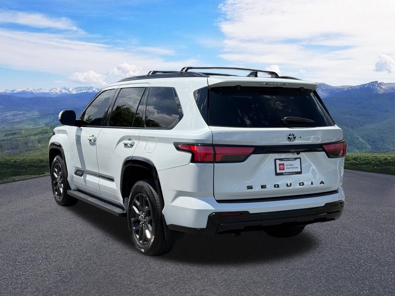 Certified 2023 Toyota Sequoia Platinum AWD/4WD image 3