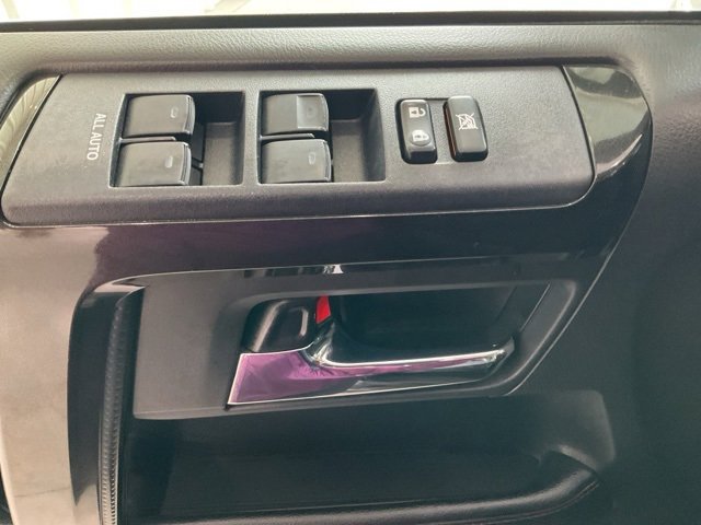 Used 2016 Toyota 4Runner image 5