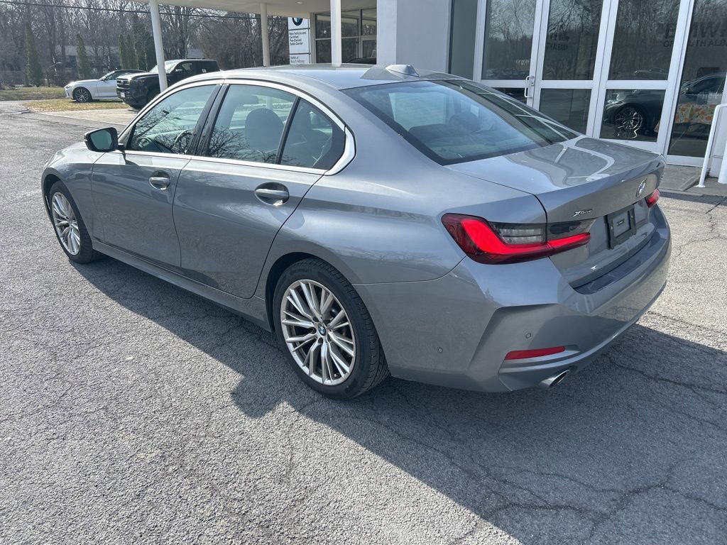 Certified 2024 BMW 330i xDrive Sedan w/ Convenience Package image 3
