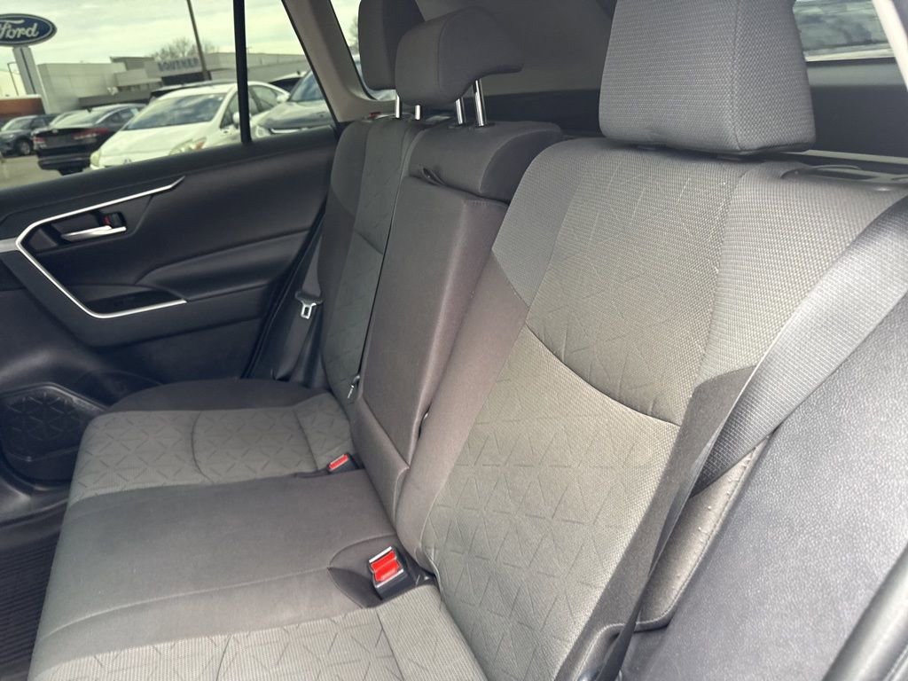 Used 2023 Toyota RAV4 XLE w/ Convenience Package image 25