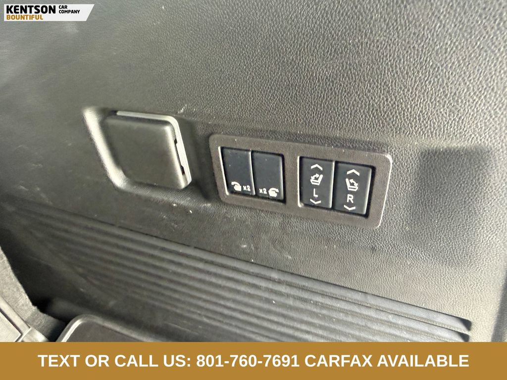 Used 2024 GMC Yukon Denali Ultimate AWD/4WD image 43