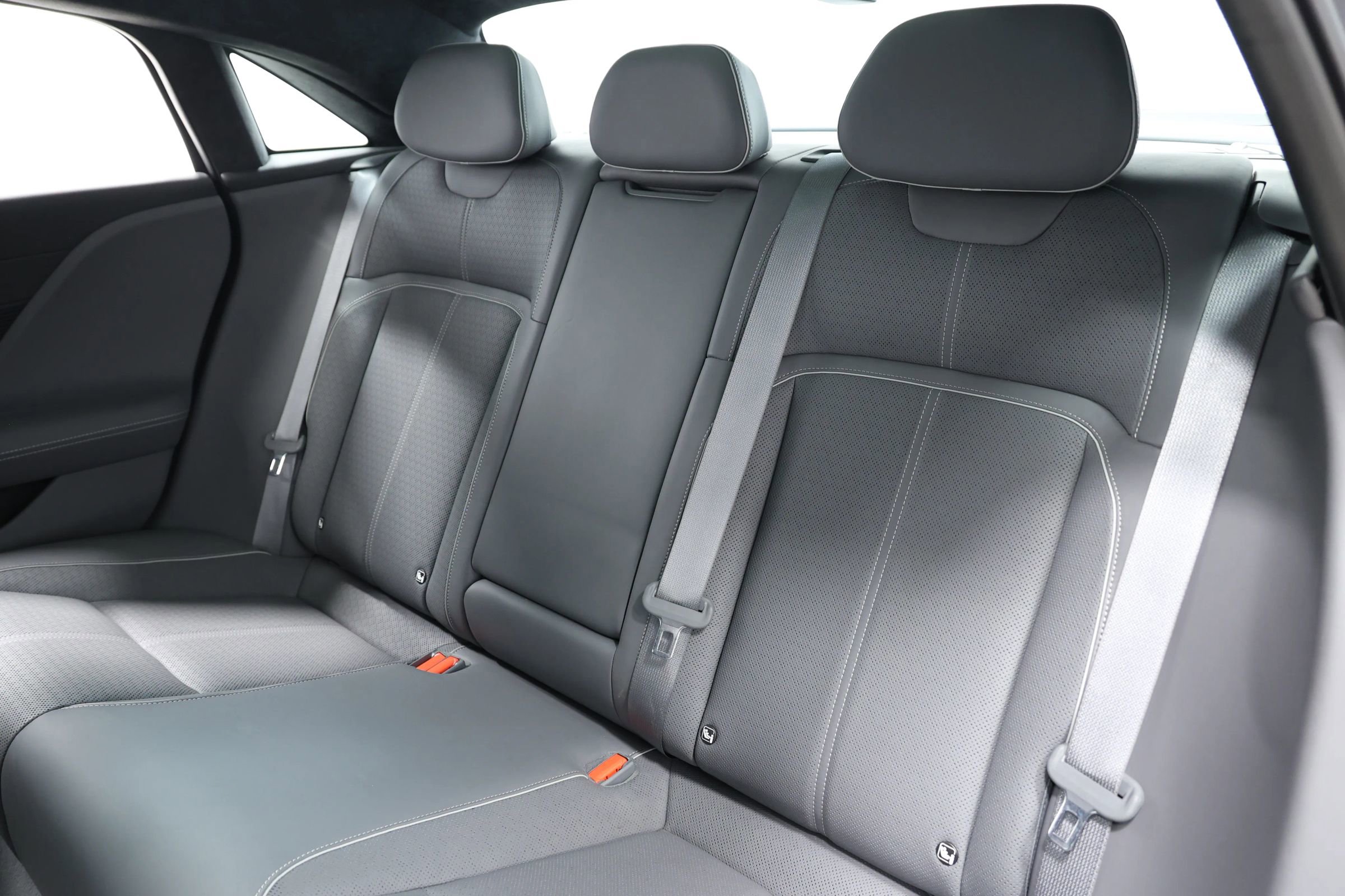 Used 2023 Lucid Air Grand Touring image 48