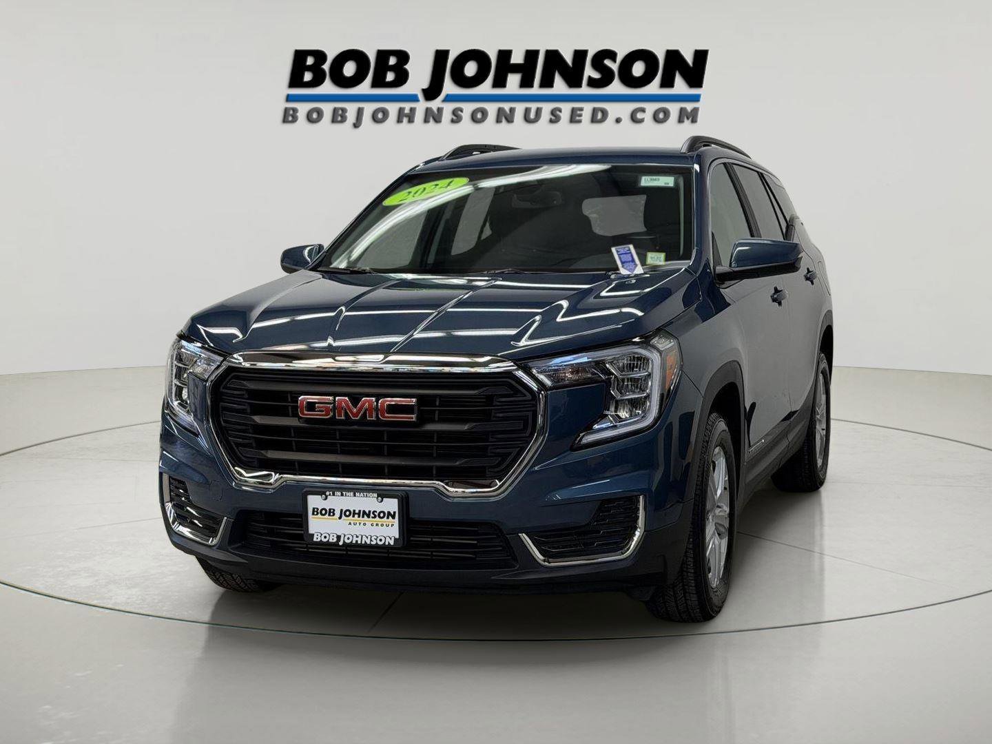Certified 2024 GMC Terrain SLE w/ Driver Convenience Package image 8