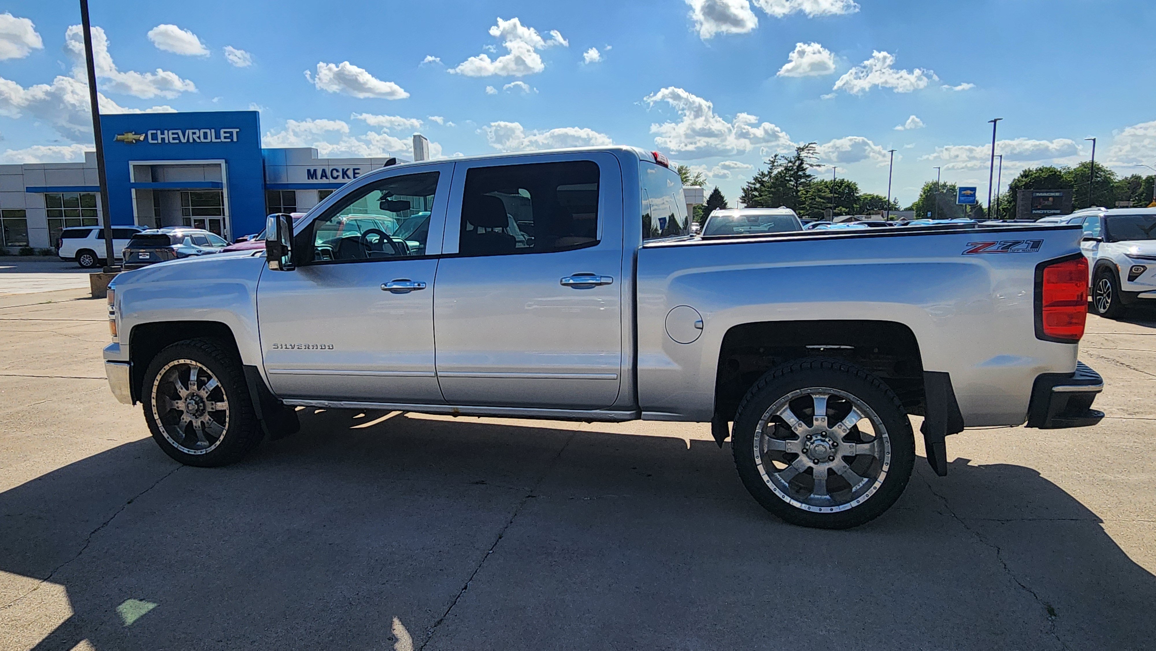 Used 2015 Chevrolet Silverado 1500 LT w/ All Star Edition AWD/4WD image 8