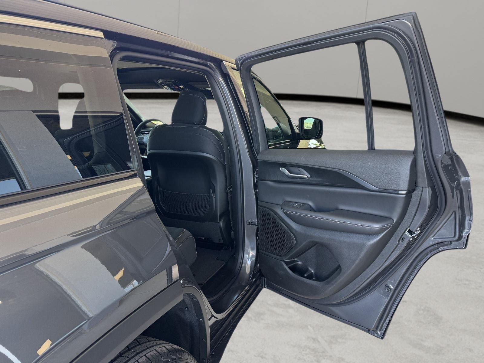 New 2026 Jeep Grand Cherokee Laredo X AWD/4WD image 28
