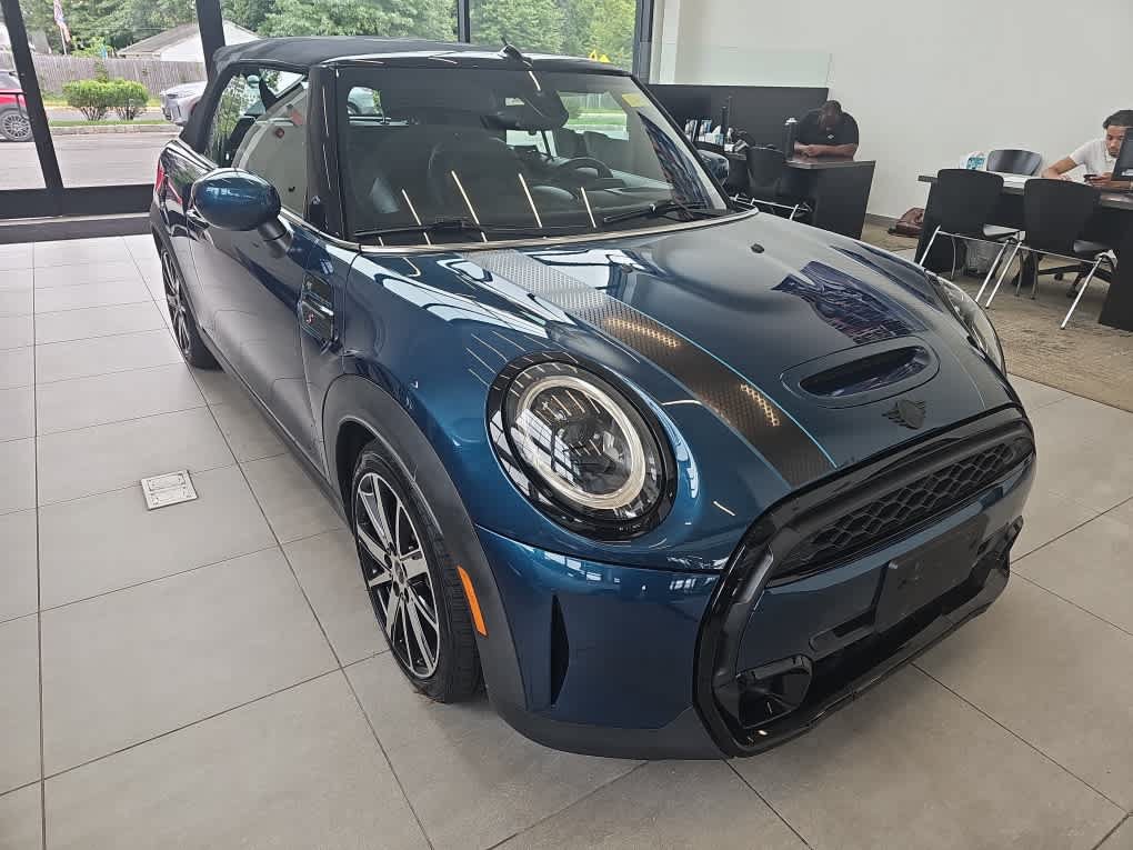 Used 2022 MINI Cooper S w/ Sidewalk Package FWD image 2