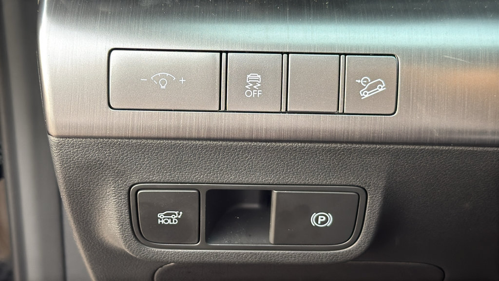 Certified 2026 Hyundai Kona Limited AWD/4WD image 17