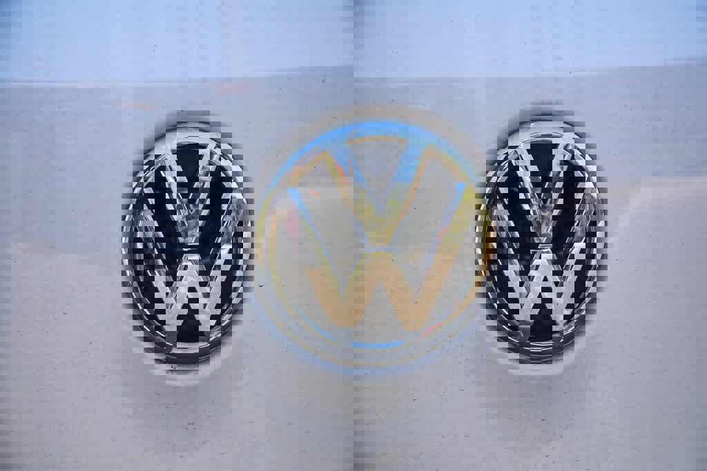 Used 2017 Volkswagen Tiguan S image 21