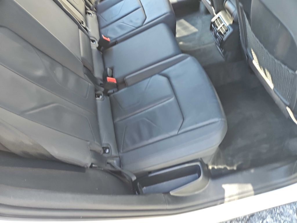 Used 2021 Audi Q3 2.0T Premium w/ Convenience Package image 11