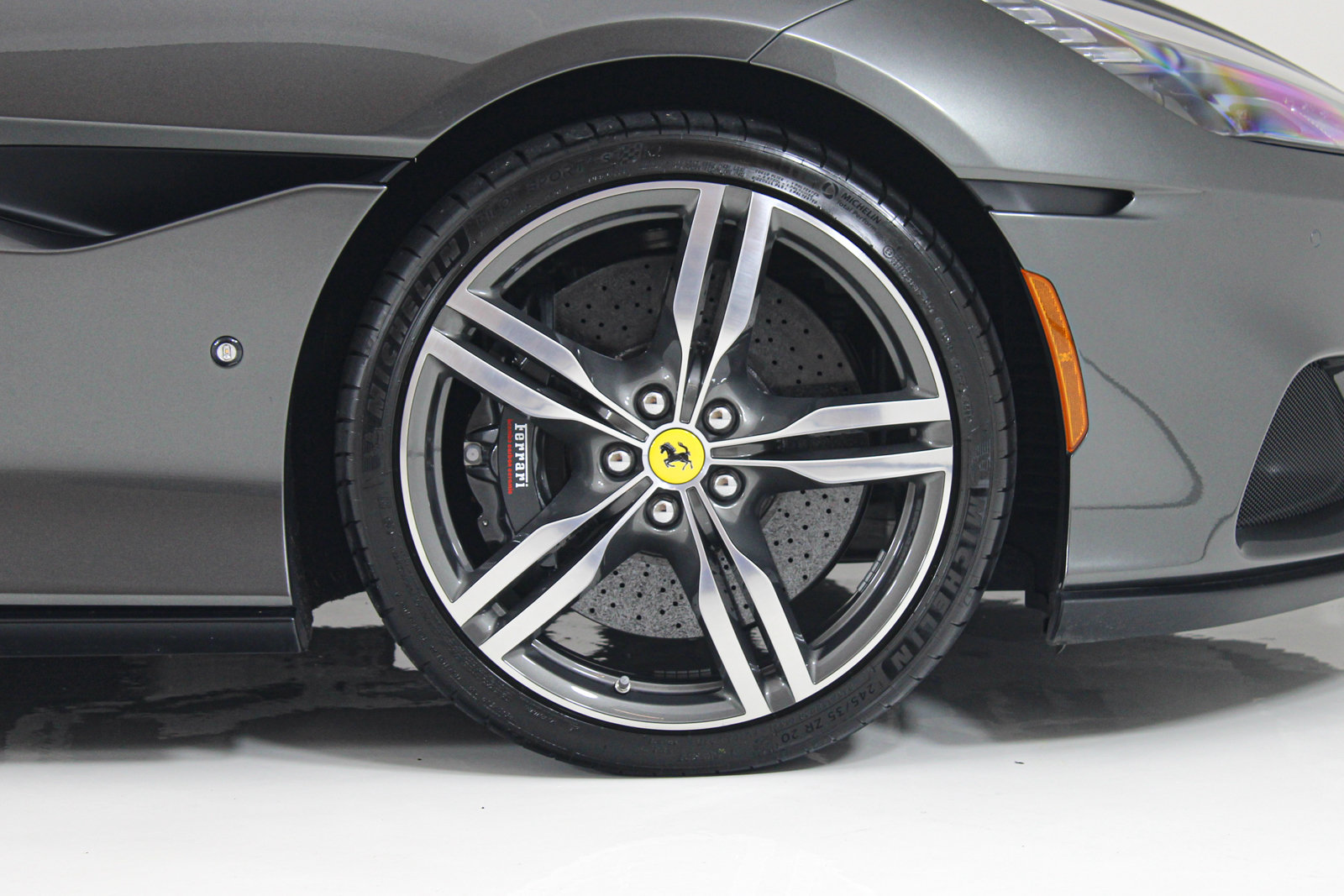 Certified 2023 Ferrari Portofino M RWD image 25