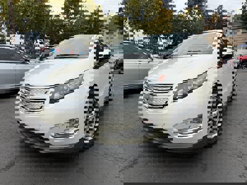 Used 2013 Chevrolet Volt Premium w/ Premium Trim Package