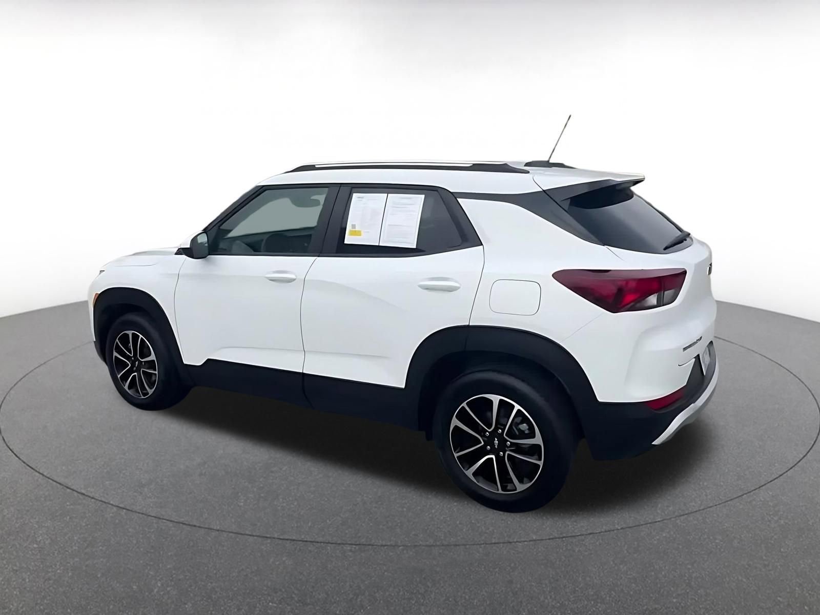 Used 2025 Chevrolet TrailBlazer LT image 10