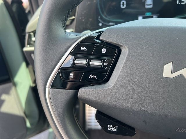 Certified 2024 Kia Niro EX Touring image 15