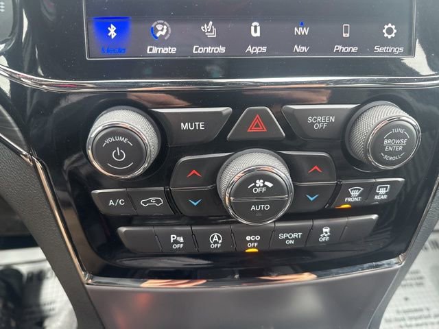 Used 2020 Jeep Grand Cherokee Limited X AWD/4WD image 17