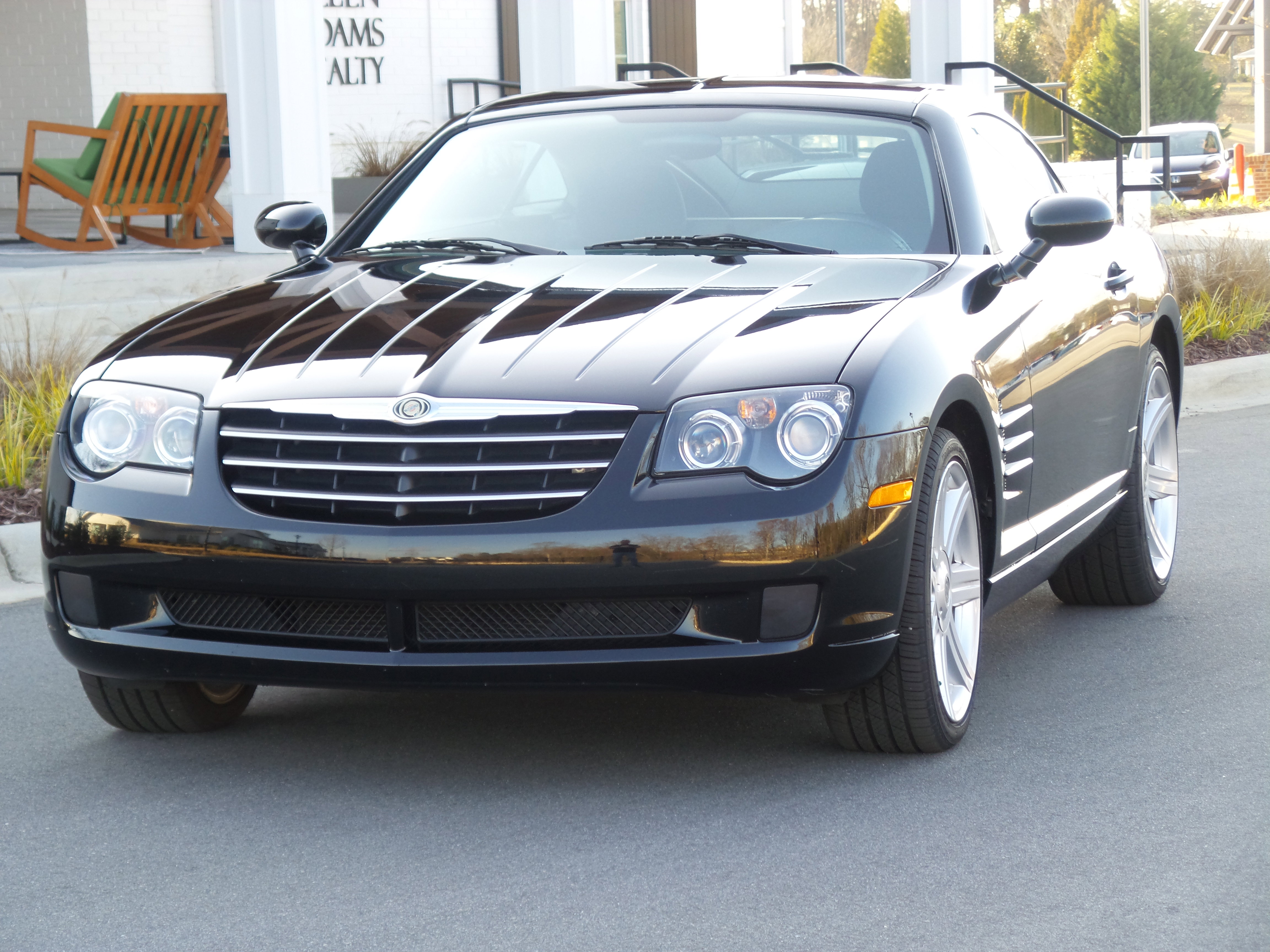 Used 2007 Chrysler Crossfire Coupe image 2