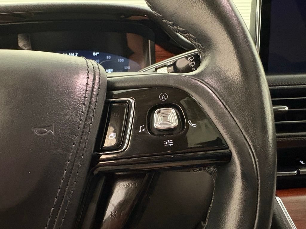 Used 2023 Lincoln Aviator Reserve RWD image 8