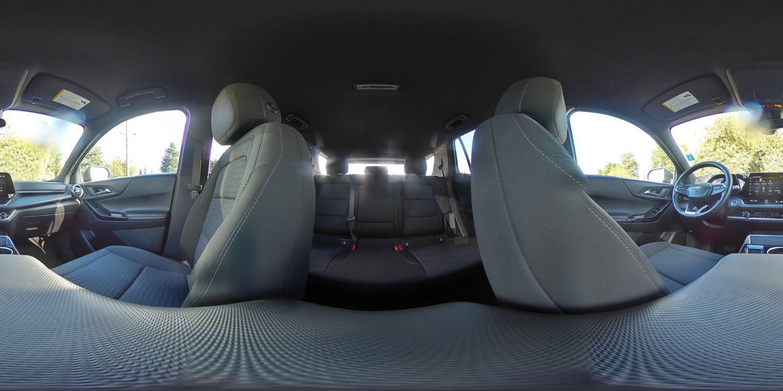 Used 2025 Chevrolet Equinox LT AWD/4WD image 42