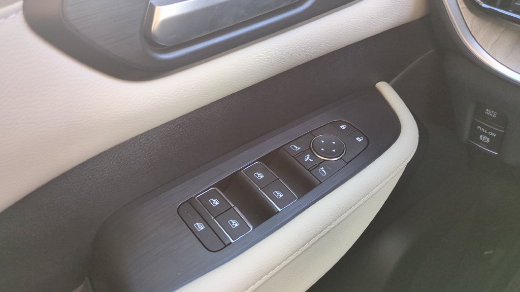 New 2026 Nissan Armada Platinum RWD image 20