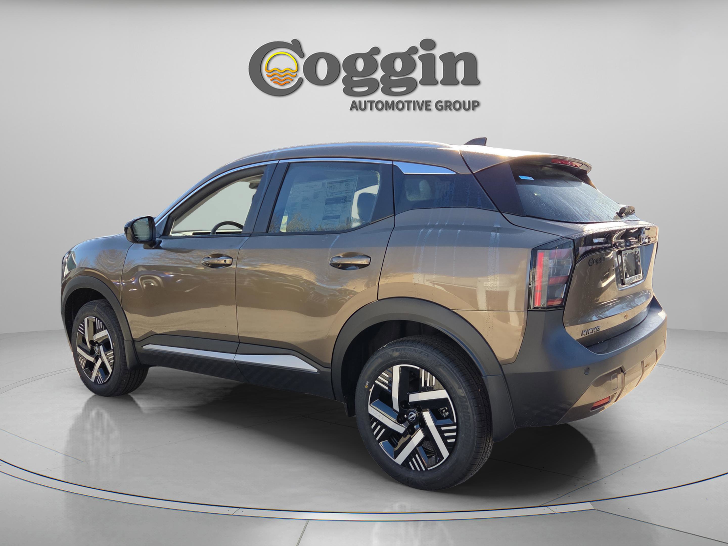 New 2026 Nissan Kicks SV image 4