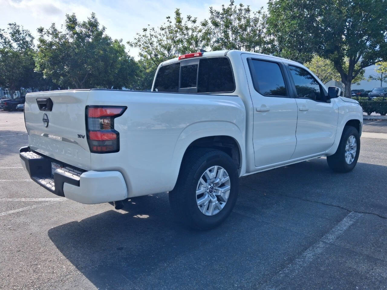 Used 2022 Nissan Frontier SV image 6