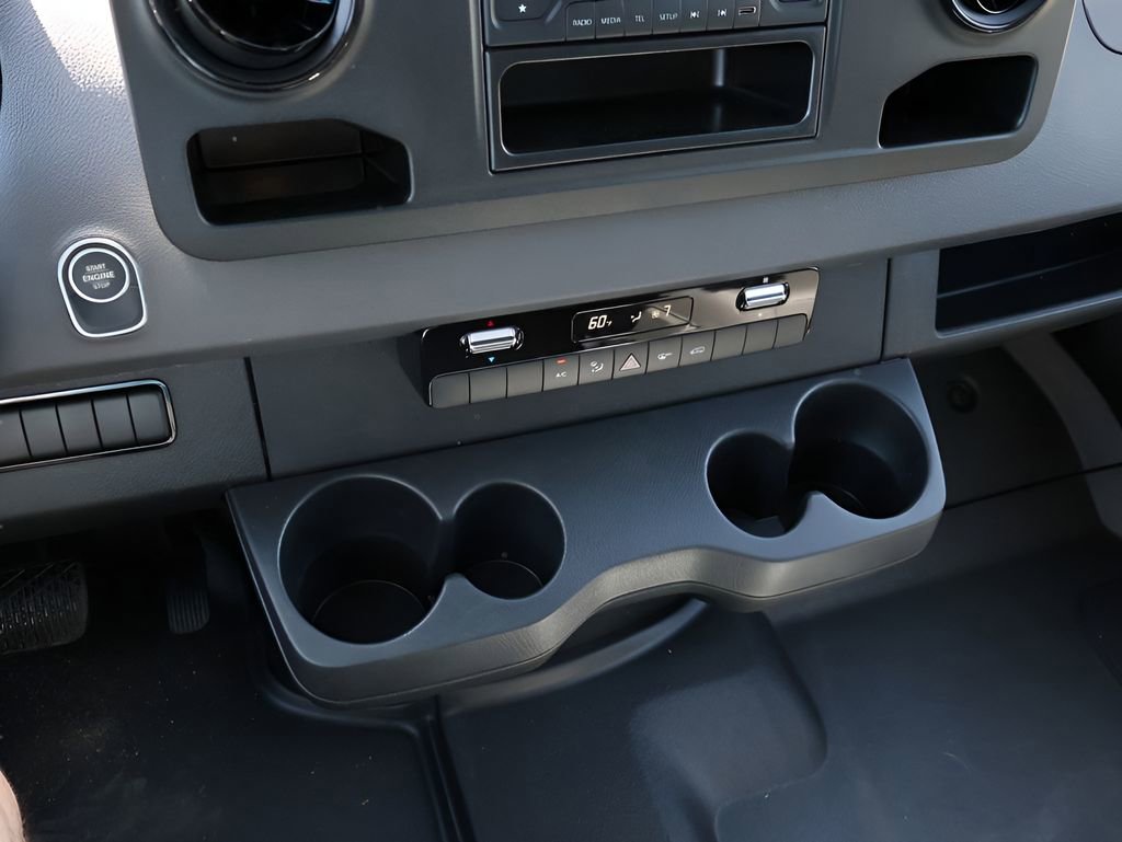 New 2025 Mercedes-Benz Sprinter 2500 image 26