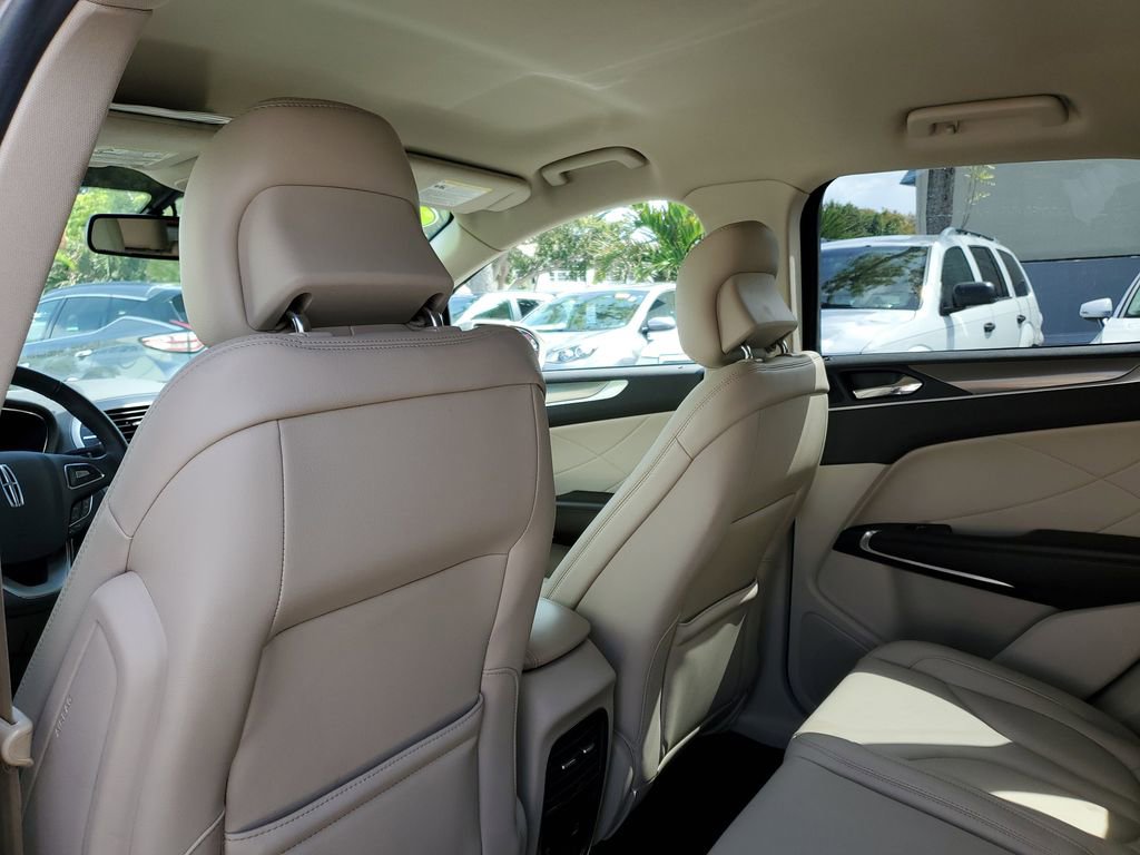 Used 2019 Lincoln MKC Premiere image 15