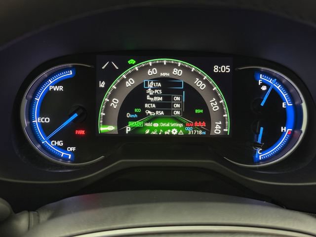 Used 2024 Toyota RAV4 SE w/ Convenience Package image 16