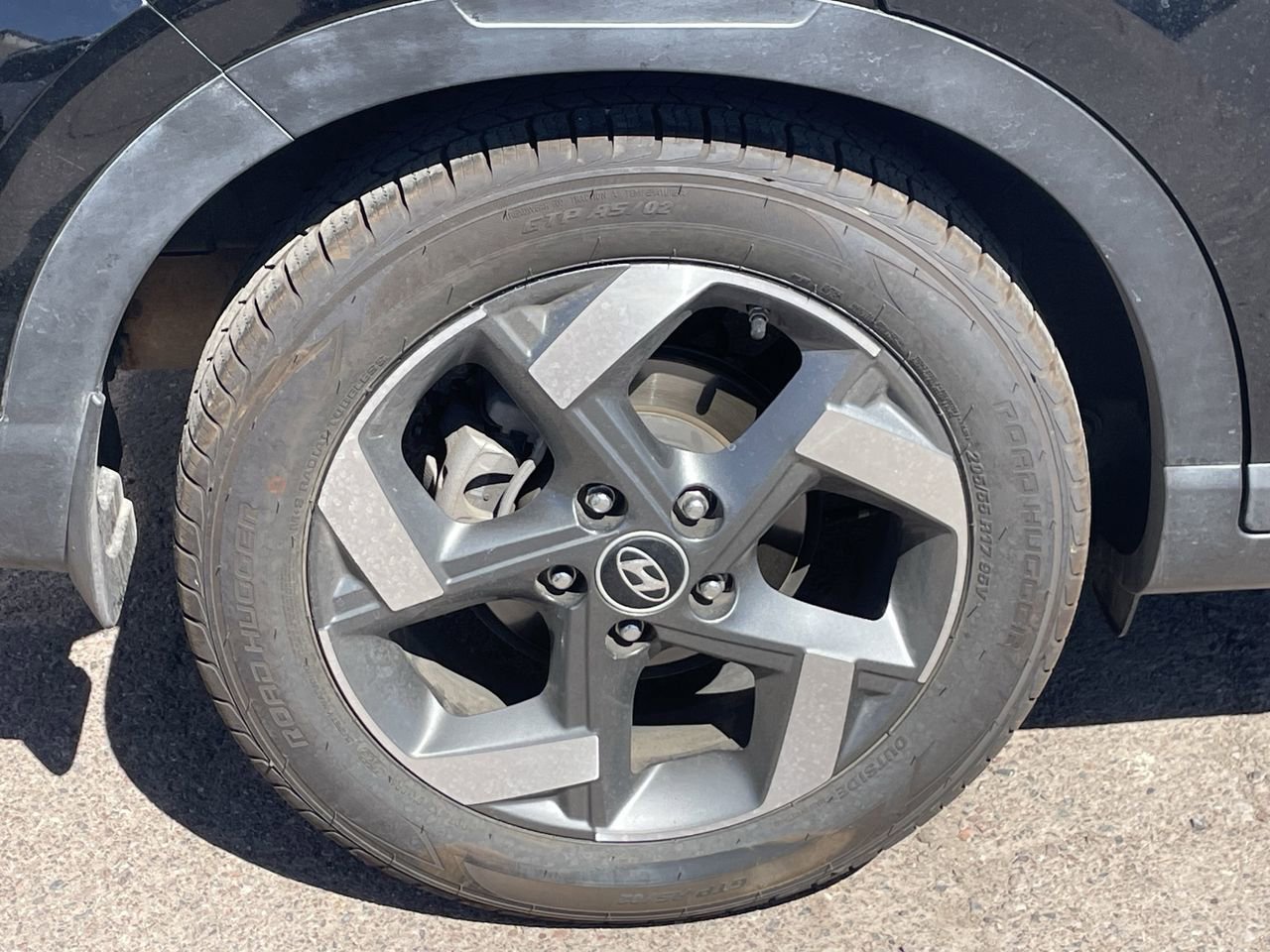 Used 2022 Hyundai Venue SEL image 11