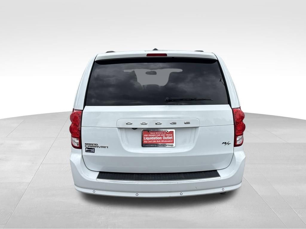Used 2014 Dodge Grand Caravan R/T w/ Safety Sphere Group FWD image 4