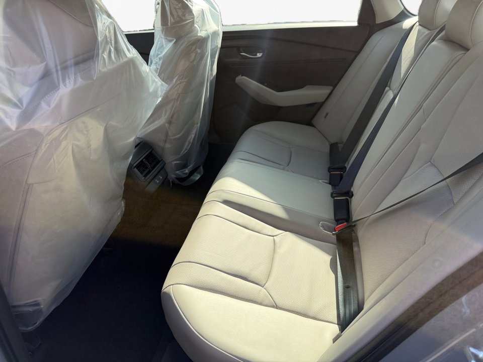 New 2025 Honda Accord EX-L image 13