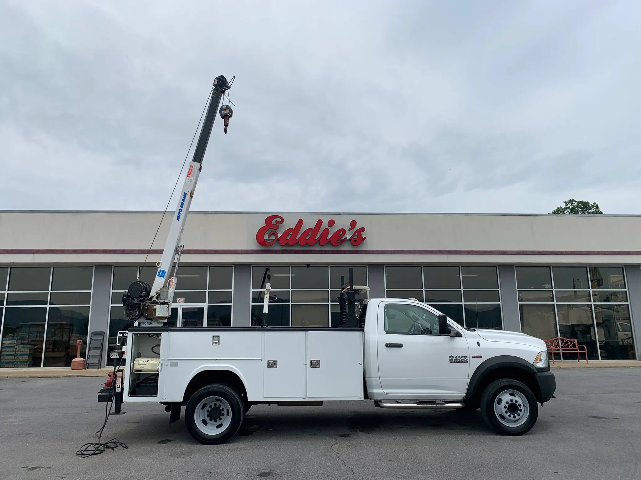 Used 2016 RAM 5500 Tradesman w/ Payload Upgrade Package RWD image 33
