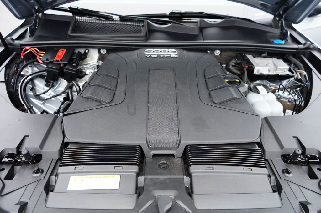 Used 2018 Audi Q7 3.0T Premium Plus w/ Premium Plus Package image 9