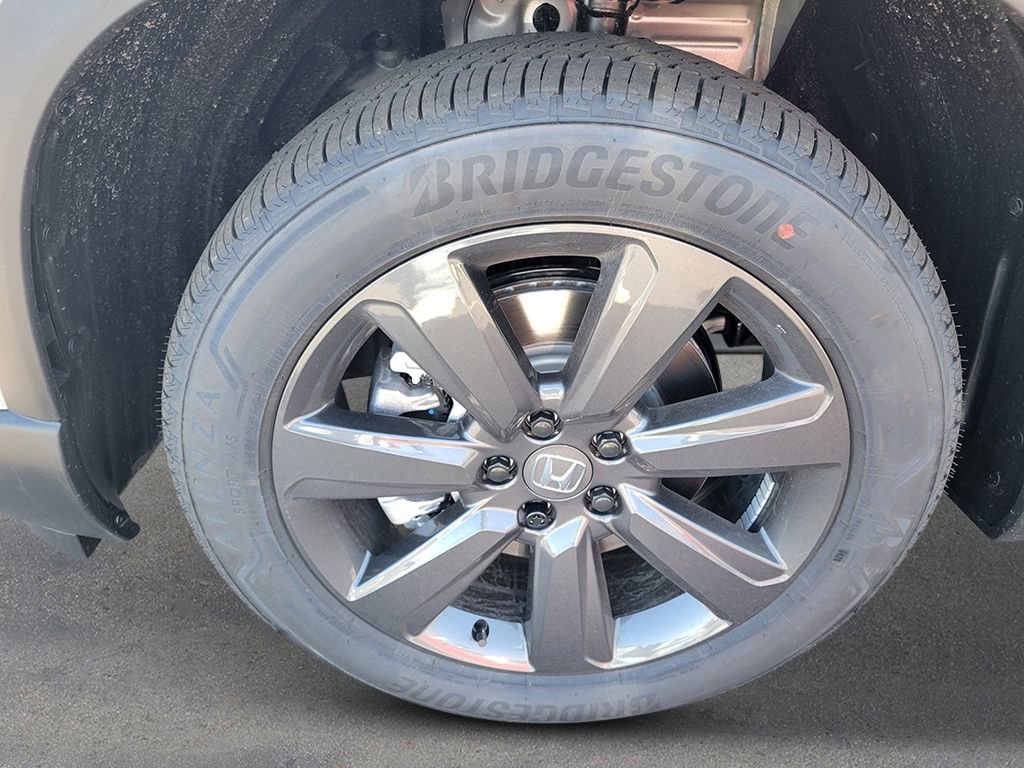 New 2026 Honda Pilot Sport image 9