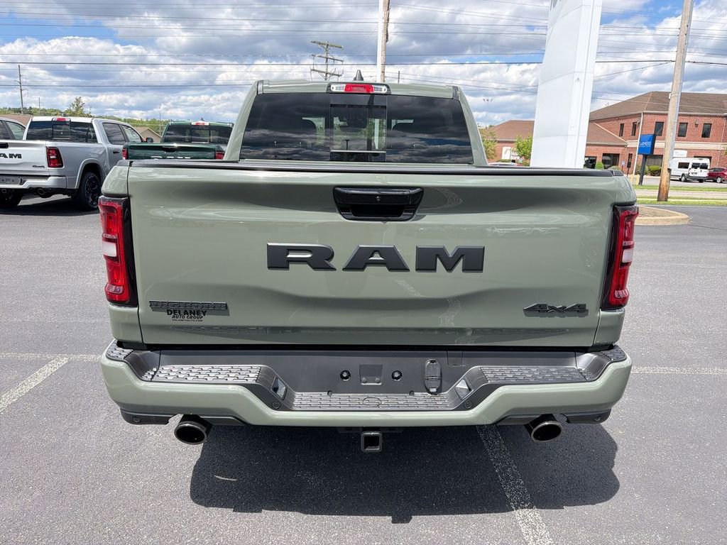 New 2026 RAM 1500 4x4 Crew Cab image 7