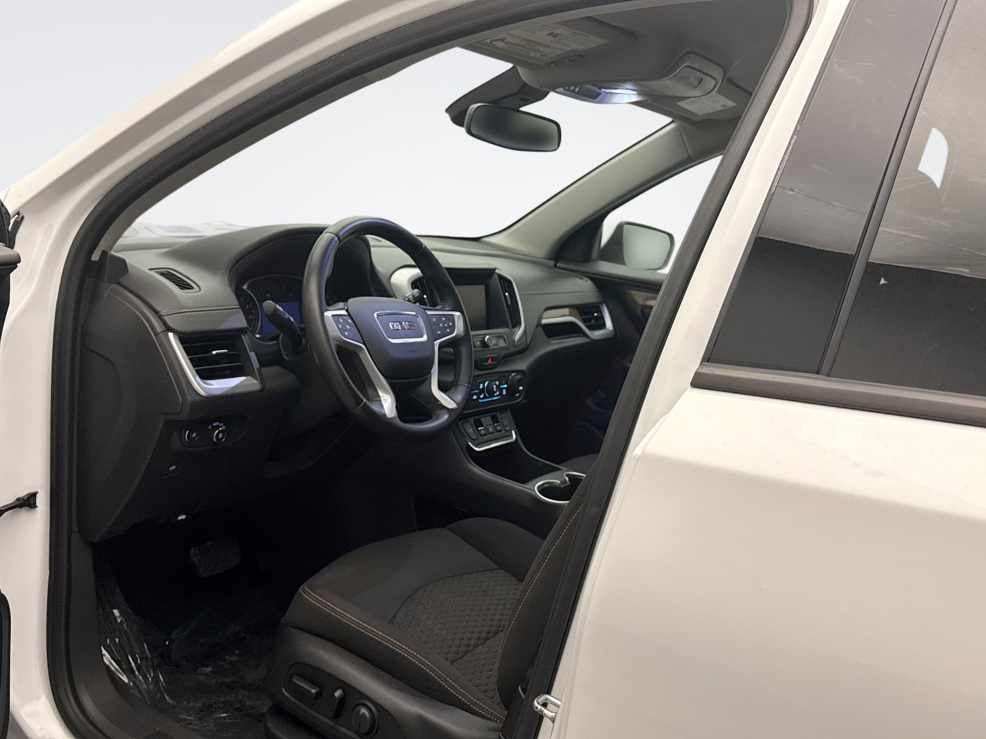 Used 2020 GMC Terrain SLE w/ Driver Convenience Package AWD/4WD image 10