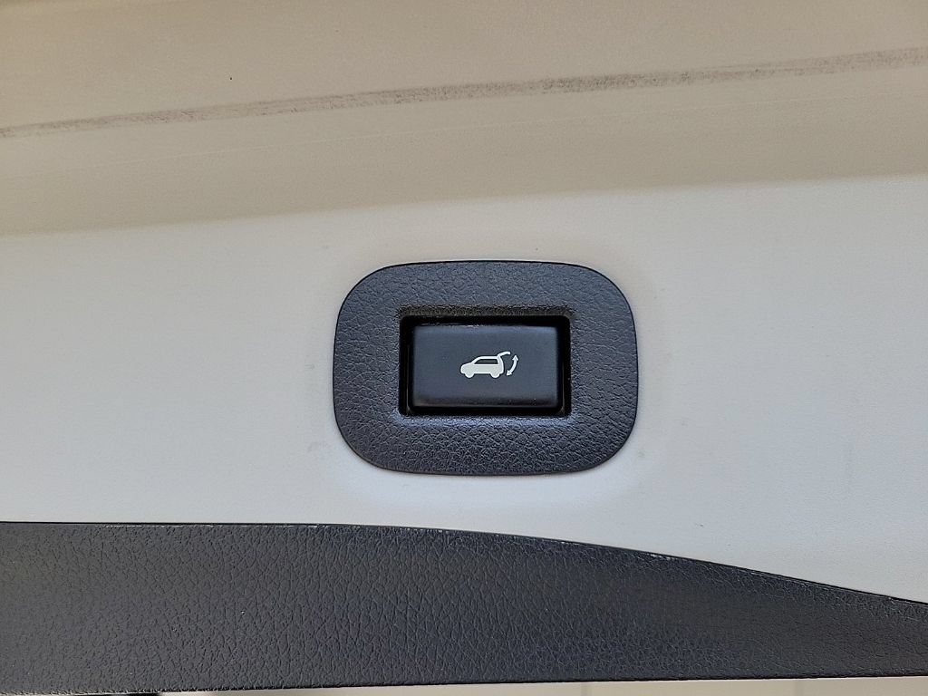 Used 2019 Nissan Rogue SL w/ Premium Package AWD/4WD image 20