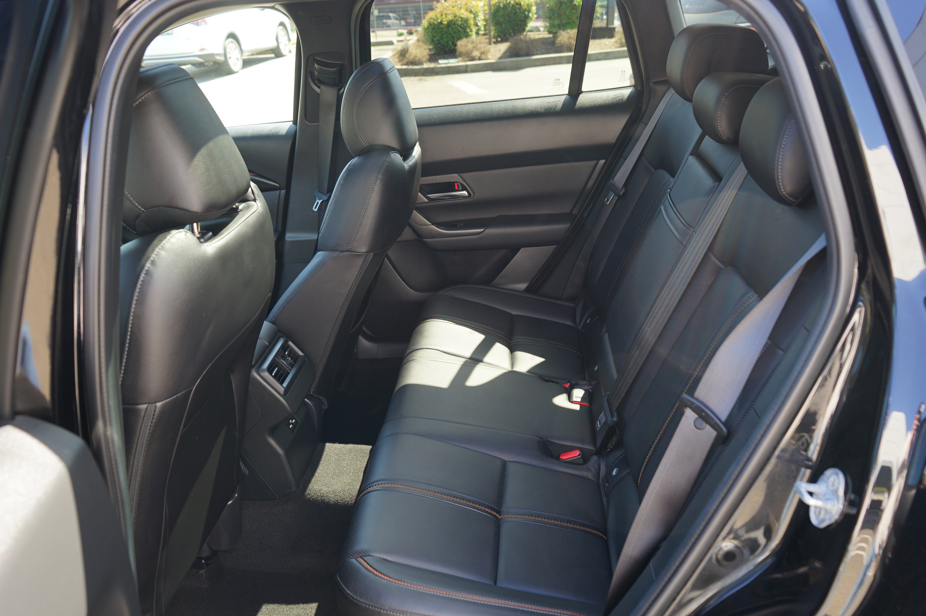 Used 2024 MAZDA CX-50 AWD 2.5 S w/ Premium Plus Pkg image 23