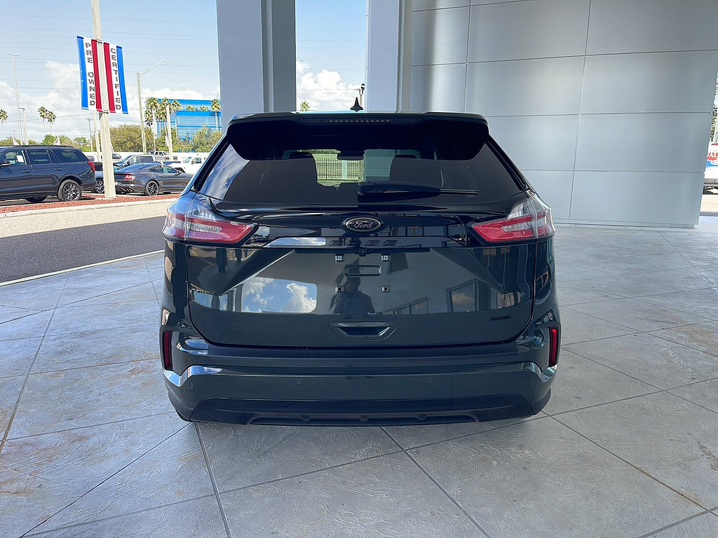 Certified 2024 Ford Edge SE w/ Black Appearance Package AWD/4WD image 6