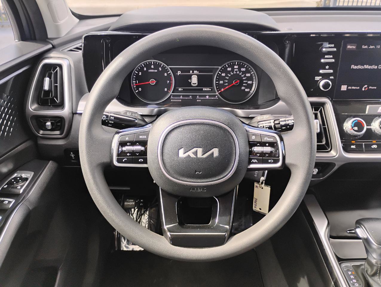Used 2023 Kia Sorento LX FWD image 53