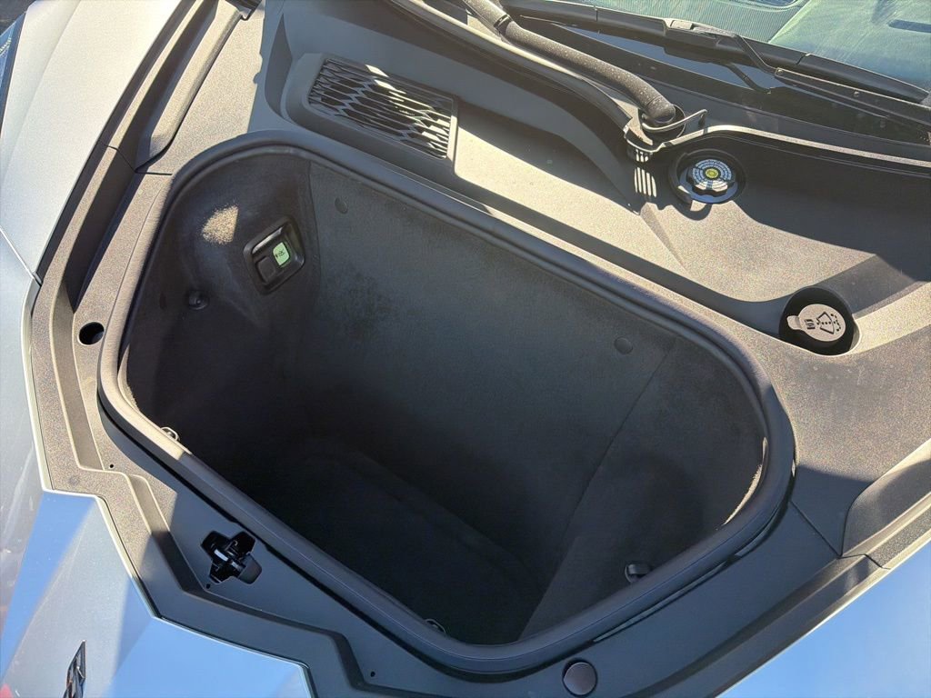 New 2026 Chevrolet Corvette Stingray Coupe w/ Battery Protection Package image 42