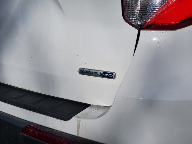 Used 2020 Ford Explorer XLT image 32