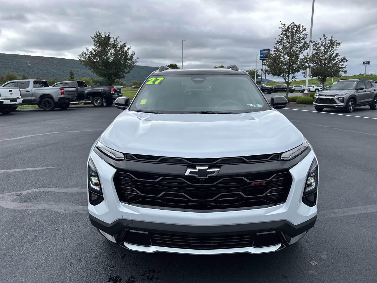 New 2027 Chevrolet Equinox RS w/ Convenience Package III AWD/4WD image 2