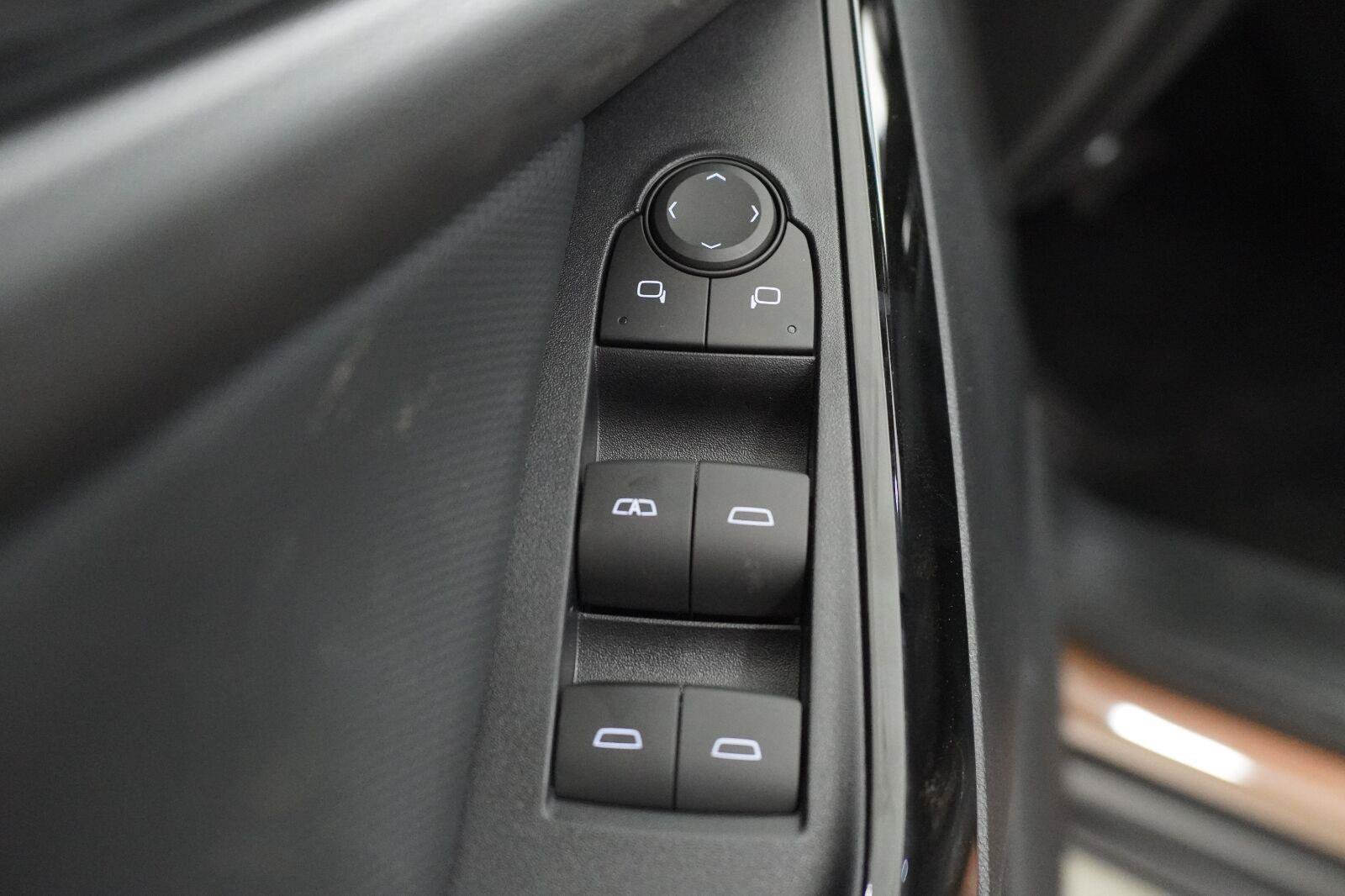 New 2027 Chevrolet Equinox LT w/ Safety and Technology Package FWD image 26