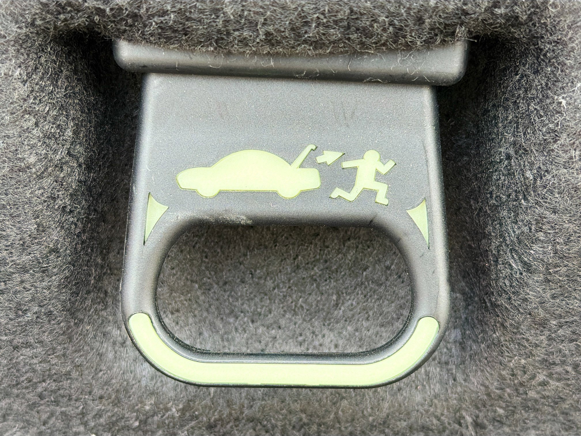 Used 2020 Chevrolet Camaro LT image 13