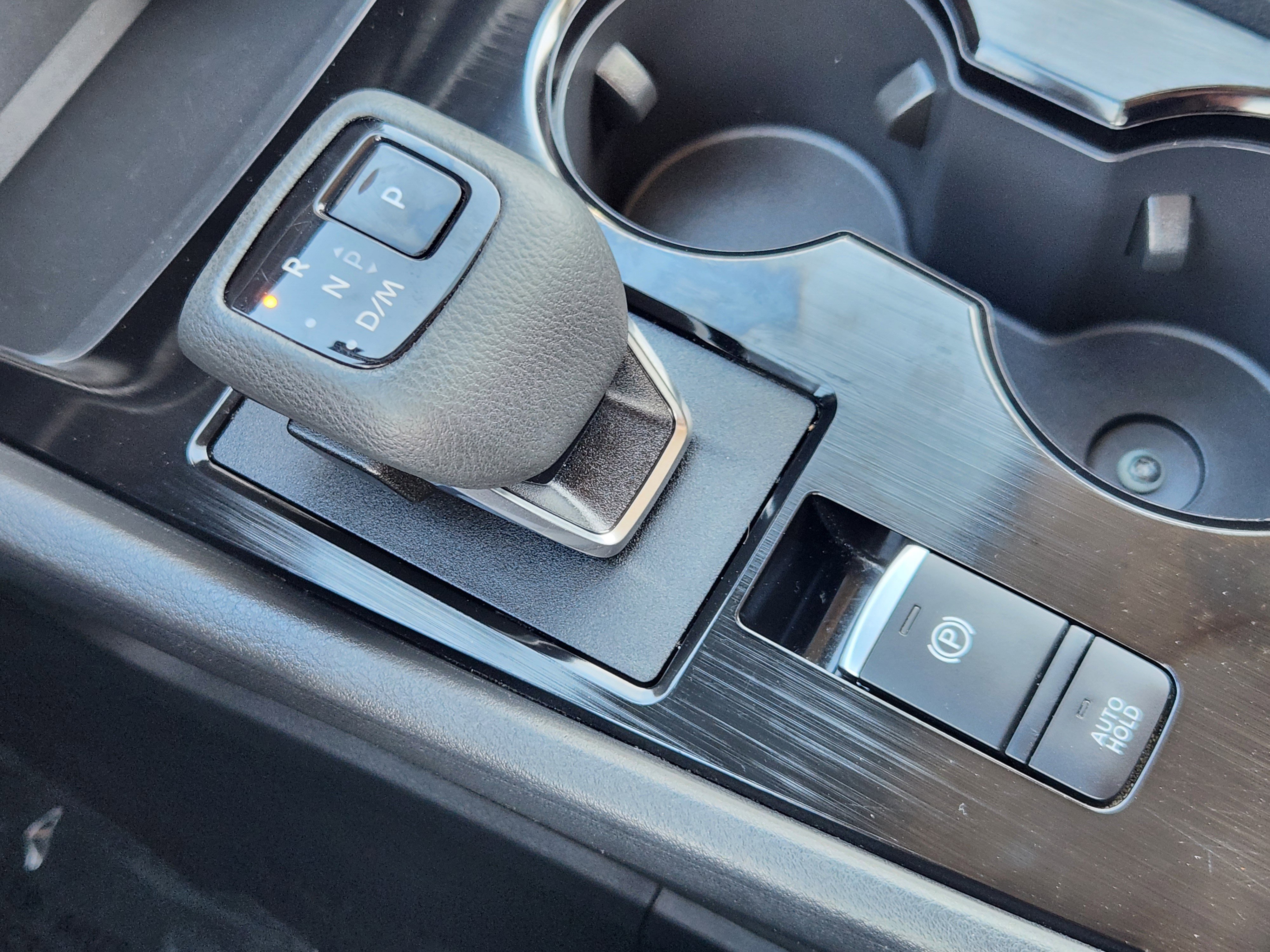 Used 2025 Nissan Rogue SV AWD/4WD image 23