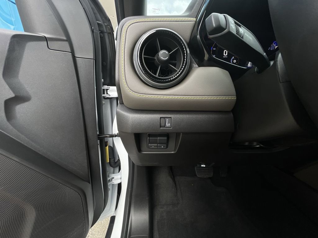 Used 2026 Chevrolet Colorado ZR2 w/ Technology Package image 17