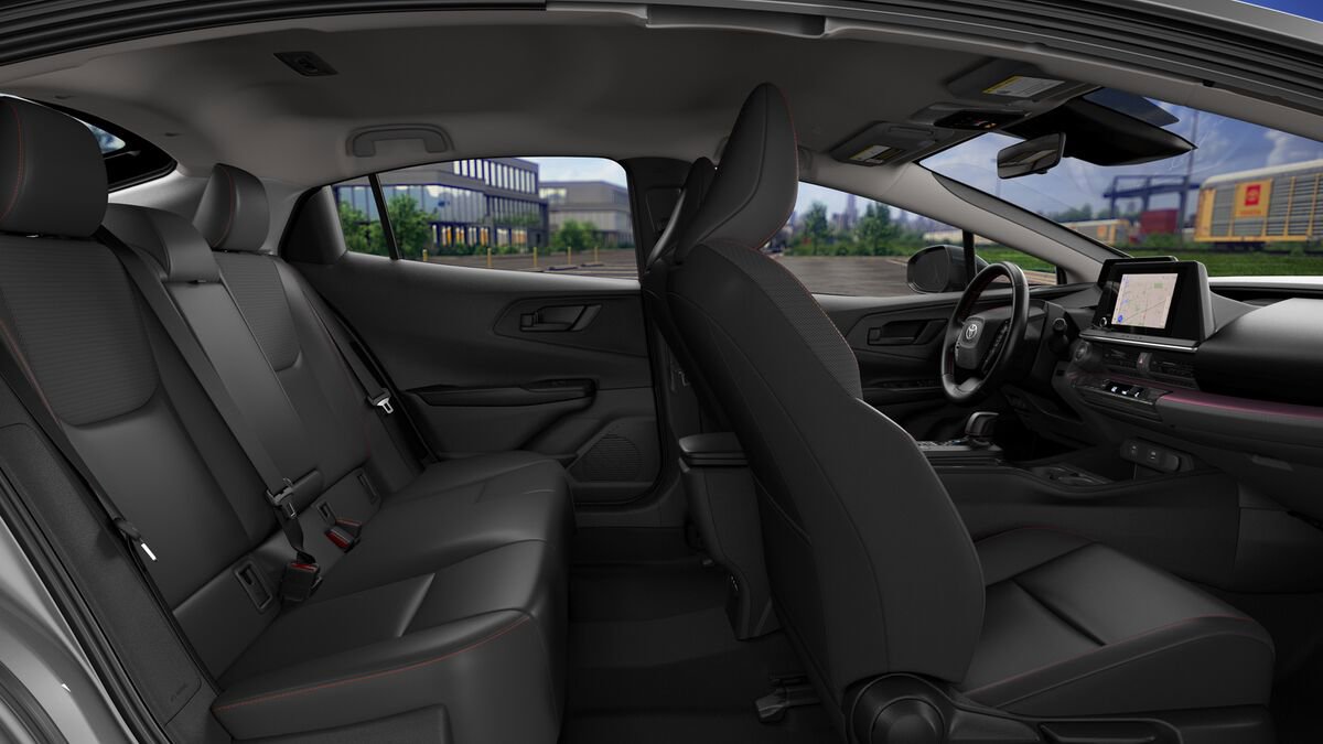 New 2026 Toyota Prius Plug-In Hybrid FWD image 21