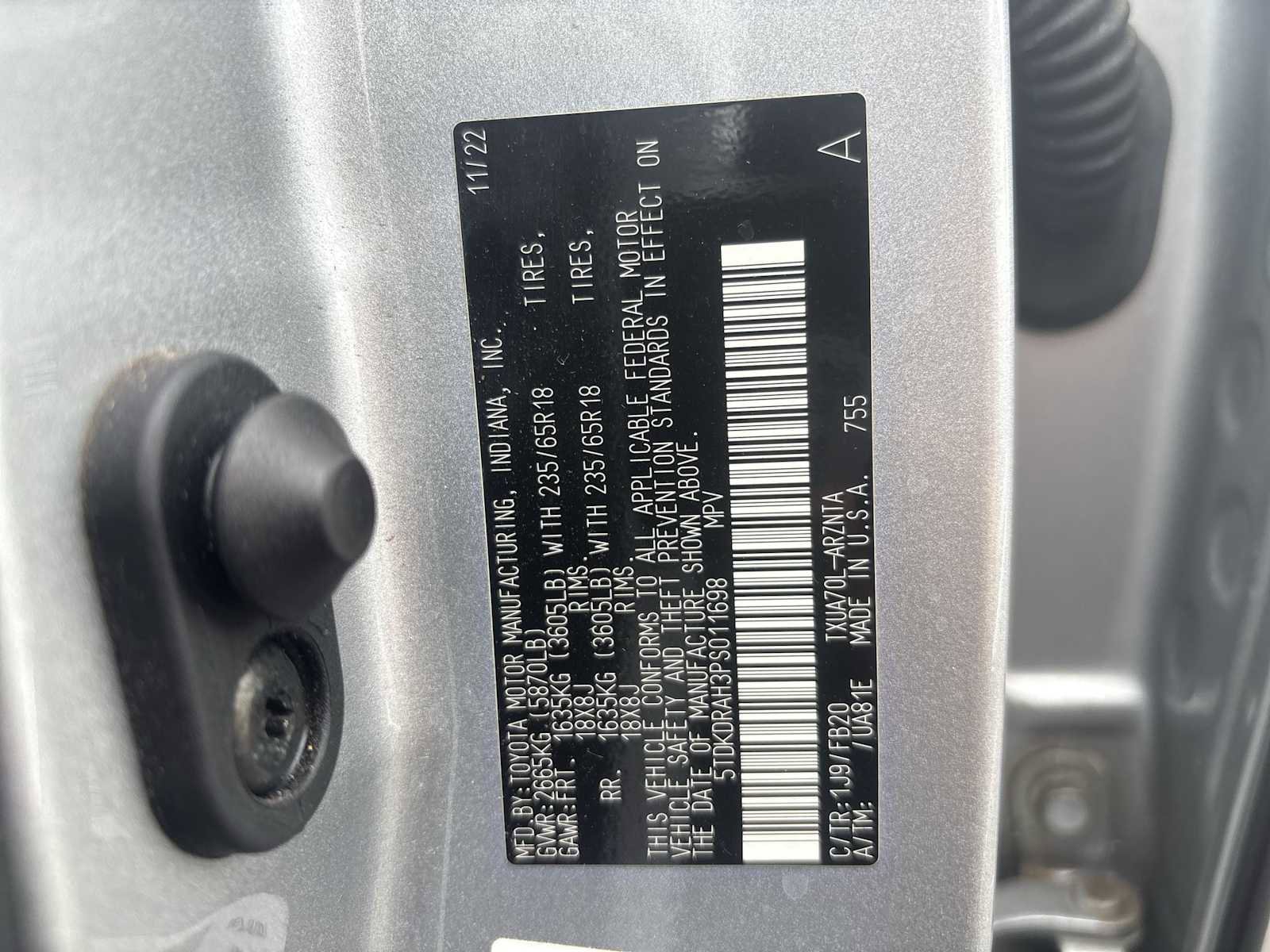 Used 2023 Toyota Highlander L image 25