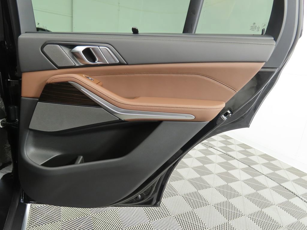 New 2026 BMW X5 sDrive40i w/ Climate Comfort Package image 28
