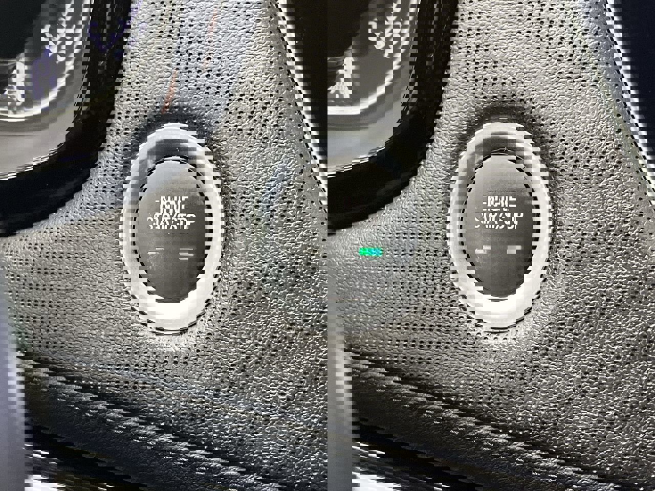 Certified 2025 Cadillac XT5 Premium Luxury image 23